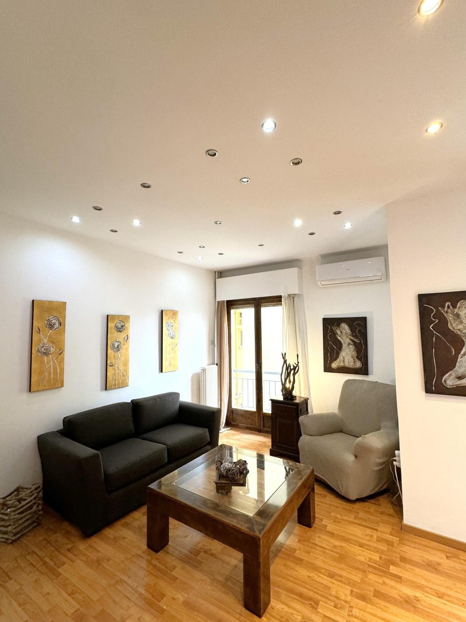 Gem Apartment
